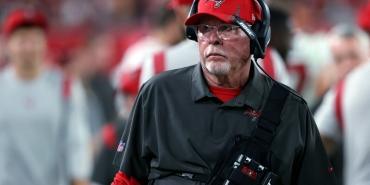 koc-olarak-emekli-olan-bruce-arians-korsanlar-on-burosuna-katildi-O2I6cZf9.jpg