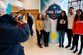 kadin-basketbolunun-mekkesi-minnesota-anini-yasiyor-LvKdNEie.jpg
