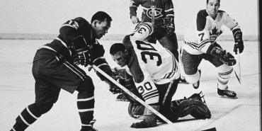kanadanin-stanley-cup-umutlari-yapraklar-alevler-yaglayicilar-uzerinde-dinleniyor-4OAp7G5x.jpg