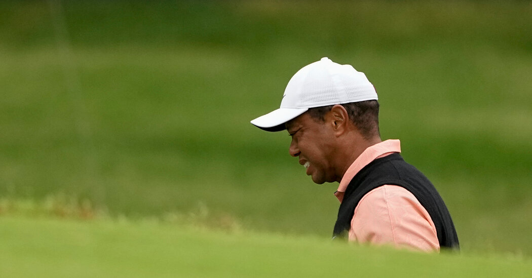 tiger-woods-pga-sampiyonasindan-cekildi-NmqmhDHz.jpg
