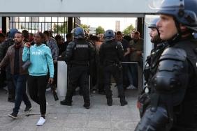 uefa-sampiyonlar-ligi-finalindeki-gecikmeyi-sahte-biletler-nedeniyle-sucladi-fvqA5ePz.jpg