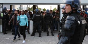 uefa-sampiyonlar-ligi-finalindeki-gecikmeyi-sahte-biletler-nedeniyle-sucladi-fvqA5ePz.jpg