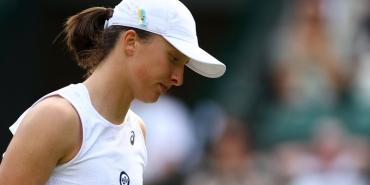 swiatek-dunyanin-1-numarasi-wimbledonda-dustu-ve-uzun-galibiyet-serisini-bitirdi-MsJkMrnr.jpg