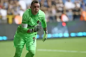 galatasarayda-fernando-muslera-kac-macta-forma-giydi-performansi-dcCwOjBi.jpg