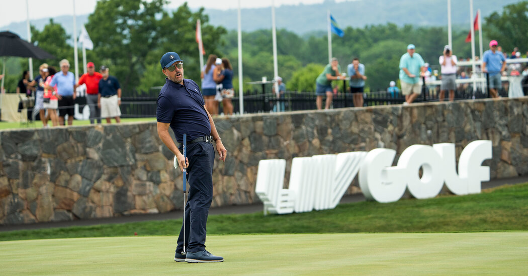 liv-golf-bir-sporu-kaosa-firlatti-onu-da-degistirdi-QwWDlTfE.jpg