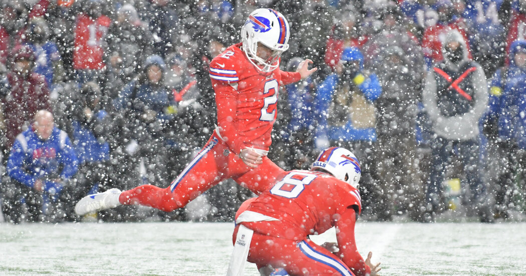 bills-dolphinse-karsi-karli-gerilimde-playoff-rihtimini-kesinlestirdi-DJU8MQJd.jpg