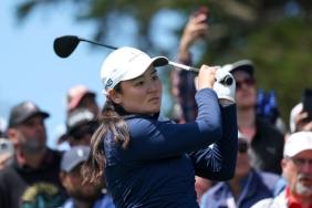 kadin-golfu-birdenbire-para-kazandi-luPScgil.jpg