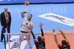 arkas-spor-tursadi-rahat-gecti-t5nyGmbG.jpg