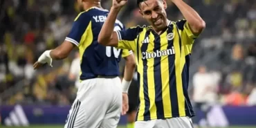 fenerbahce-lazio-yu-irfan-can-kahveci-ile-devirdi-18900676_2696_amp.jpg