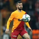 omer-bayram-liverpool-da-oynayan-cocukluk-19440263_5654_amp