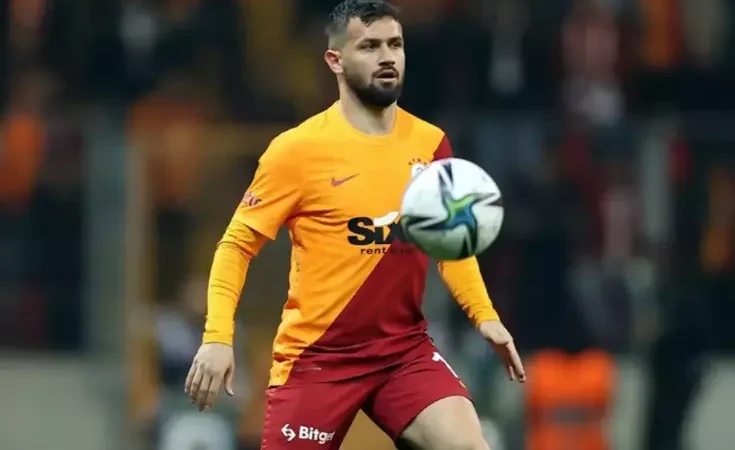 omer-bayram-liverpool-da-oynayan-cocukluk-19440263_5654_amp